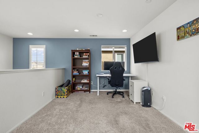 669 Seine River Way, Oxnard, CA 93036