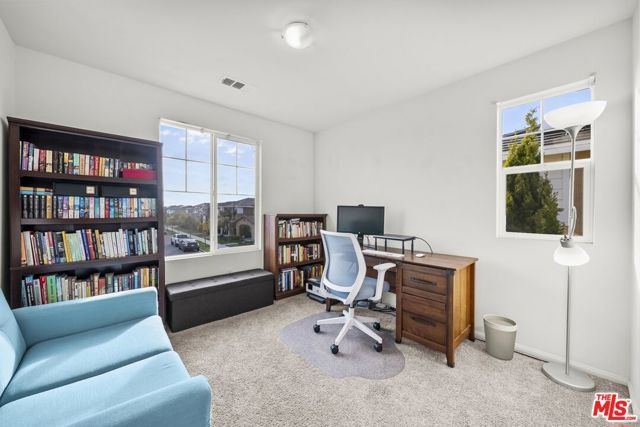 669 Seine River Way, Oxnard, CA 93036