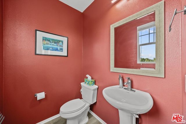 669 Seine River Way, Oxnard, CA 93036