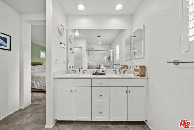 669 Seine River Way, Oxnard, CA 93036