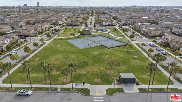 669 Seine River Way, Oxnard, CA 93036