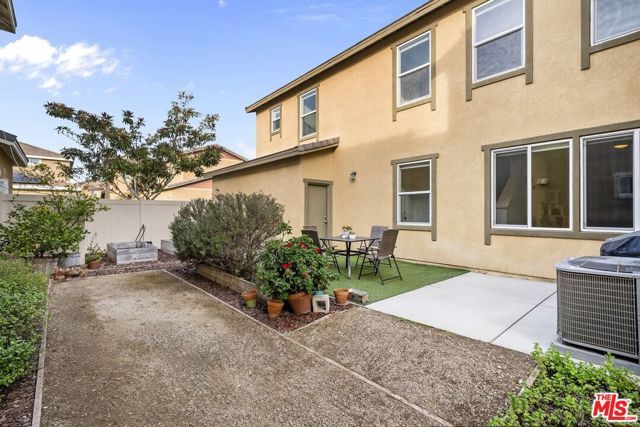 669 Seine River Way, Oxnard, CA 93036