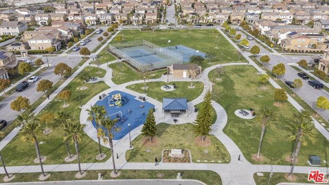 669 Seine River Way, Oxnard, CA 93036