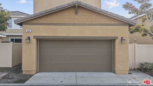 669 Seine River Way, Oxnard, CA 93036
