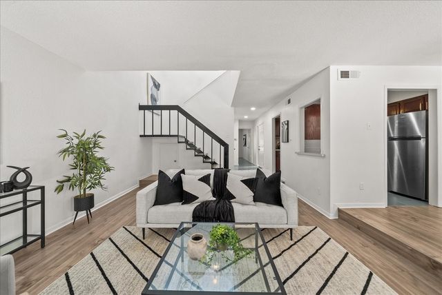 9206 Flickering Shadow Drive, Dallas, TX 75243