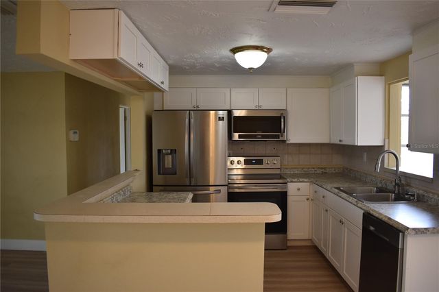 893 E 4TH STREET, Englewood, FL 34223