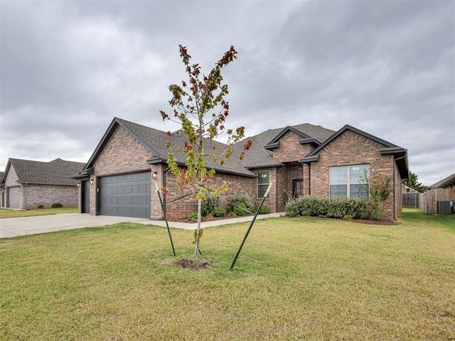 2913 Summit Hollow Circle, Norman, OK 73071