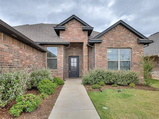 2913 Summit Hollow Circle, Norman, OK 73071