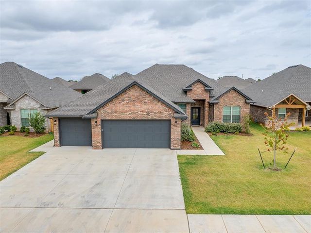 2913 Summit Hollow Circle, Norman, OK 73071