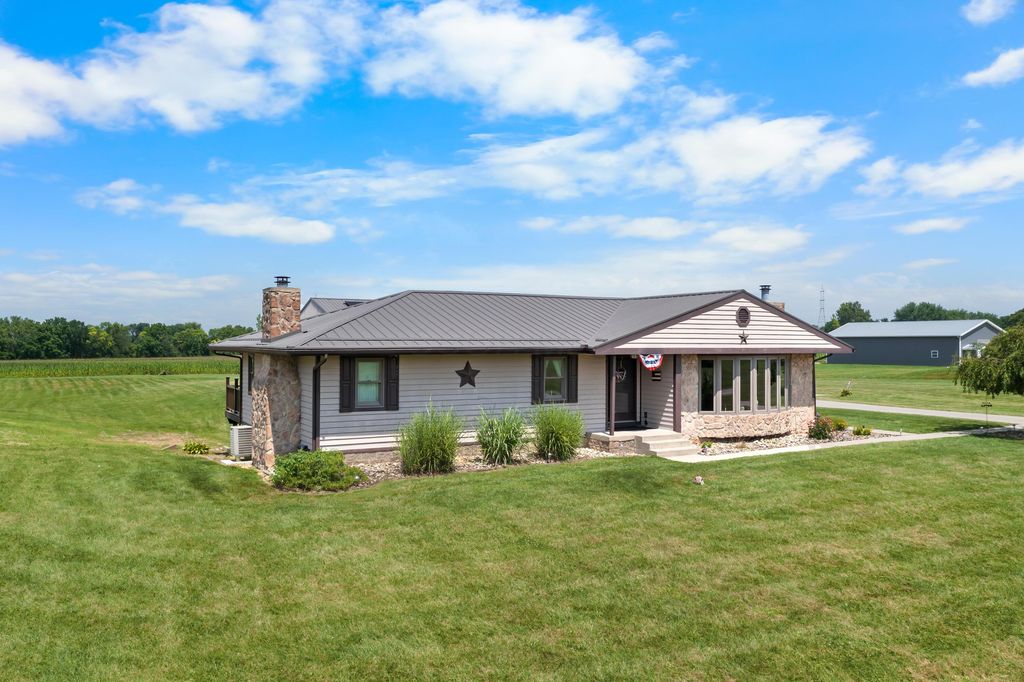 3520 Baltimore Somerset Road NE, Millersport, OH 43046