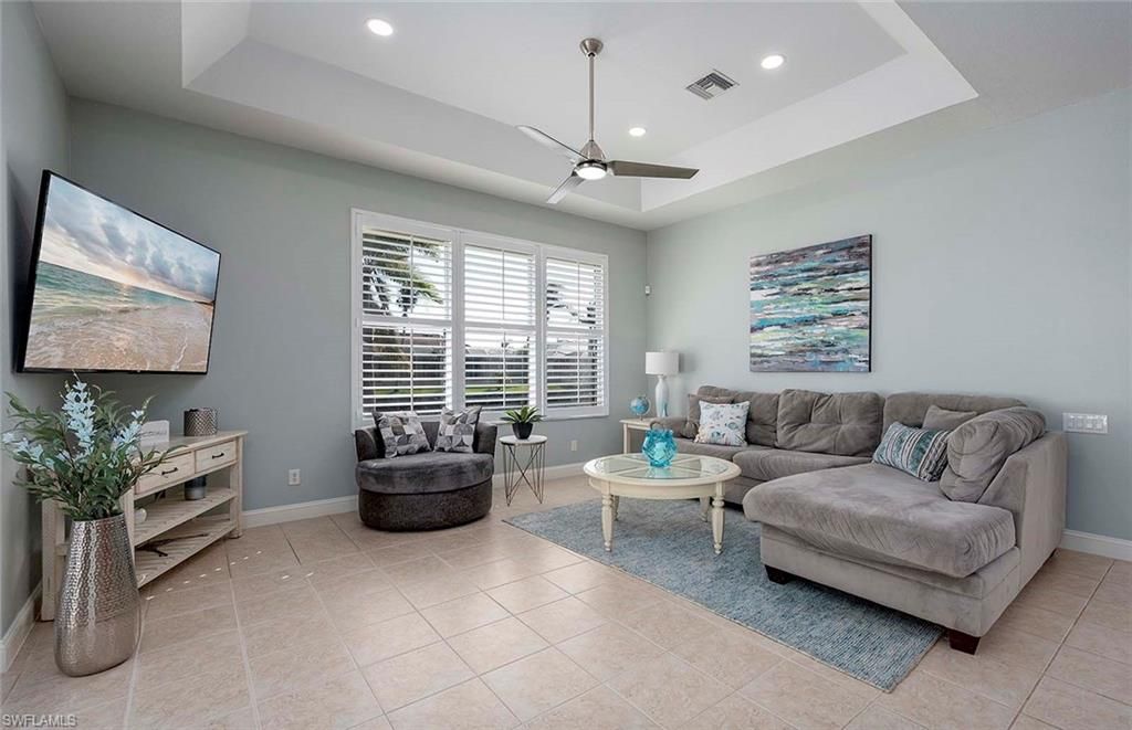 Image 8 of property listing at 3417 SW 25th CT, Cape Coral, FL 33914
