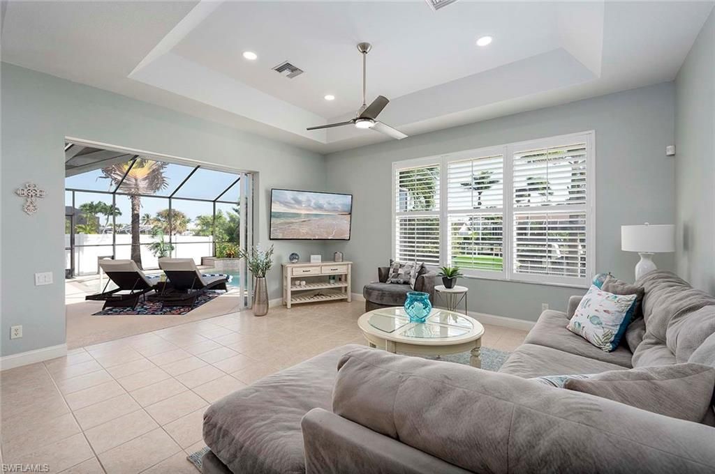 Image 9 of property listing at 3417 SW 25th CT, Cape Coral, FL 33914