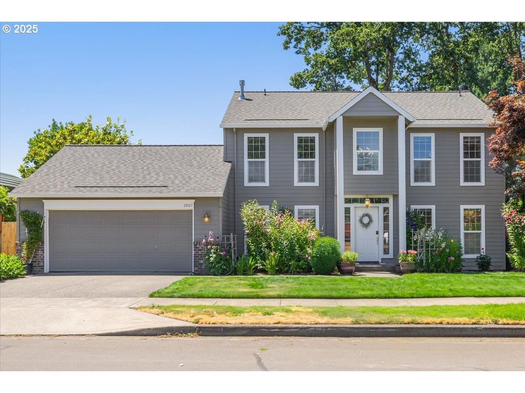 2007 Se 61ST Dr, Hillsboro, OR 97123