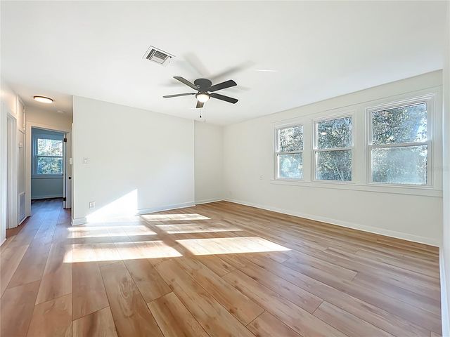 19037 RAVENSWOOD ROAD, Altoona, FL 32702