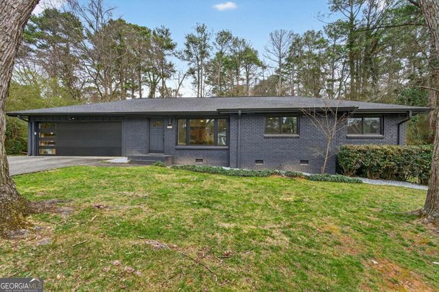 2956 Marlin Circle, Atlanta, GA 30341