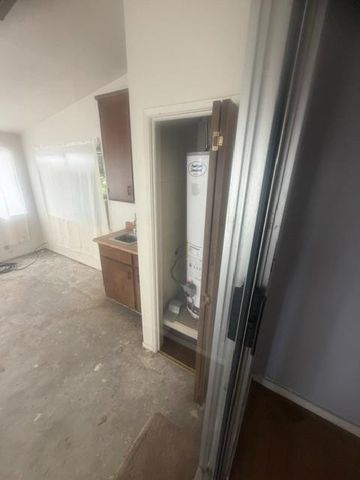 6600 E Lathrop Rd, Manteca, CA 95336