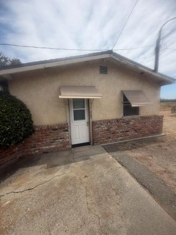 6600 E Lathrop Rd, Manteca, CA 95336