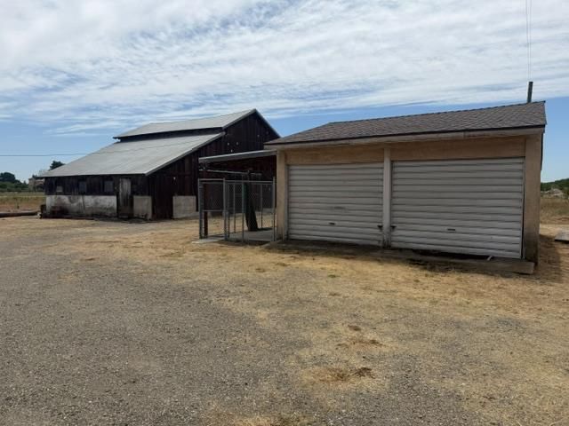 6600 E Lathrop Rd, Manteca, CA 95336