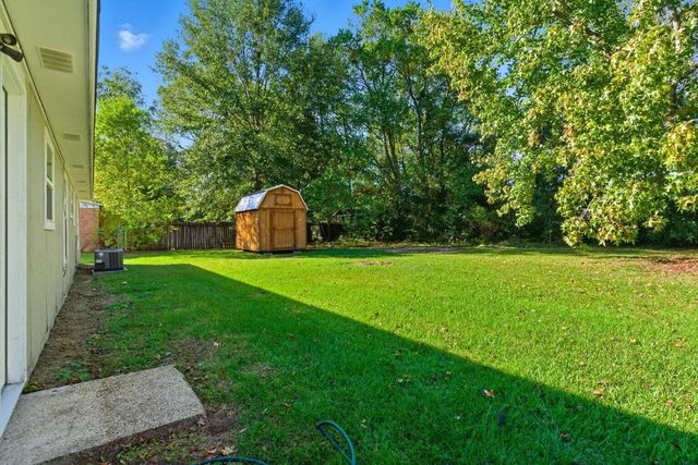 57 Trailwood Cir., Petal, MS 39465