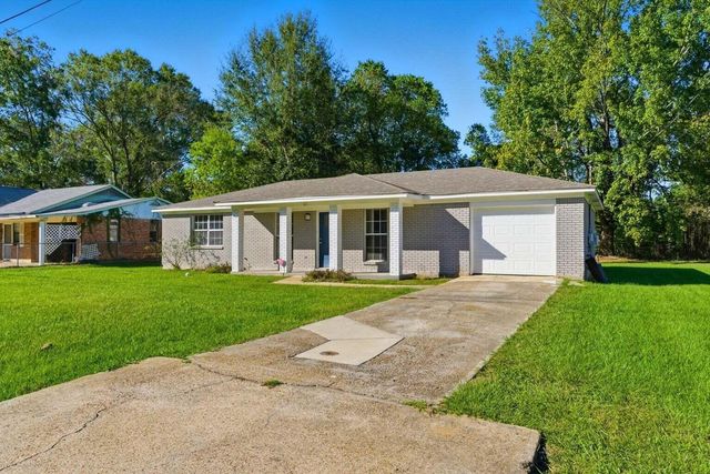 57 Trailwood Cir., Petal, MS 39465