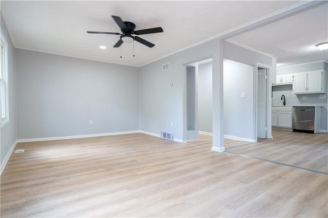 400 N Morse Avenue, Liberty, MO 64068