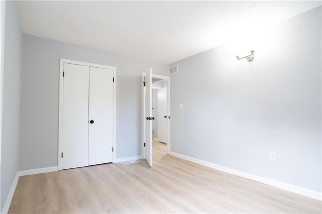 400 N Morse Avenue, Liberty, MO 64068