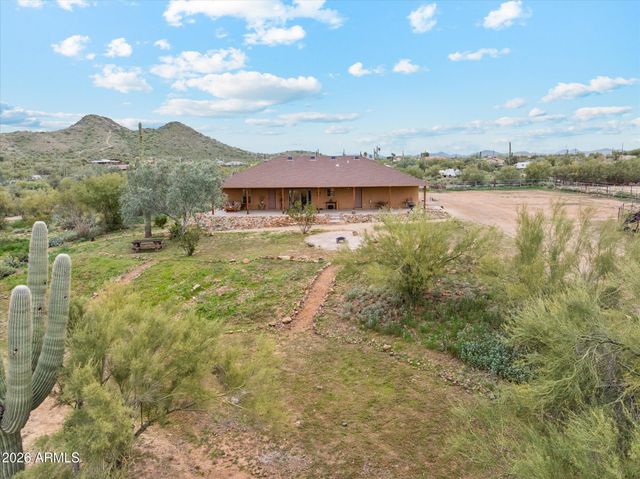 39611 N 26TH Street, Cave Creek, AZ 85331