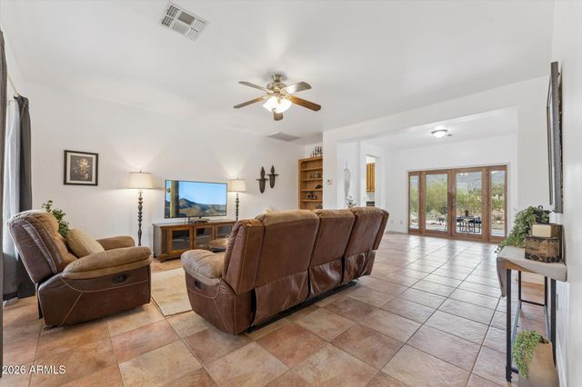 39611 N 26TH Street, Cave Creek, AZ 85331