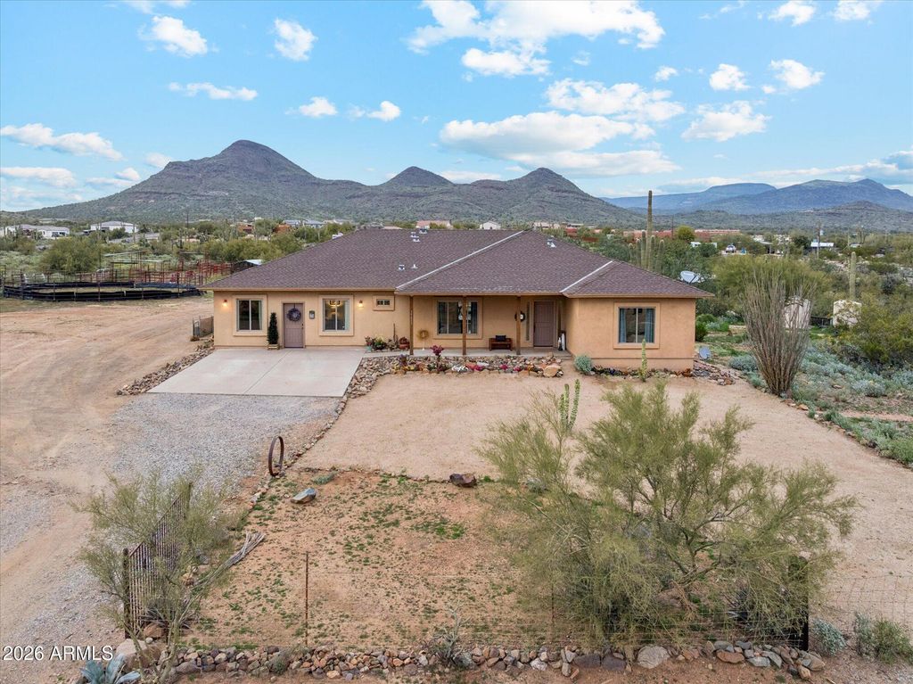39611 N 26TH Street, Cave Creek, AZ 85331