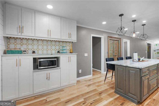 206 Sherwood Drive, Calhoun, GA 30701