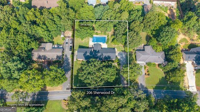 206 Sherwood Drive, Calhoun, GA 30701