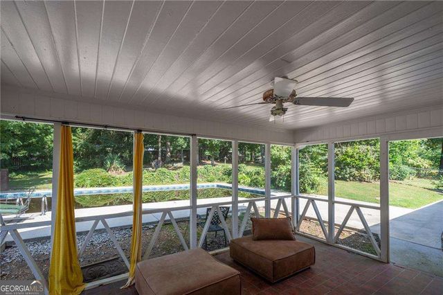 206 Sherwood Drive, Calhoun, GA 30701