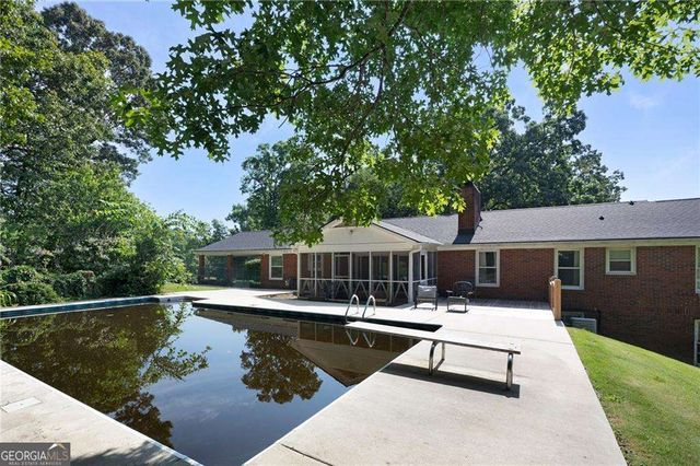 206 Sherwood Drive, Calhoun, GA 30701