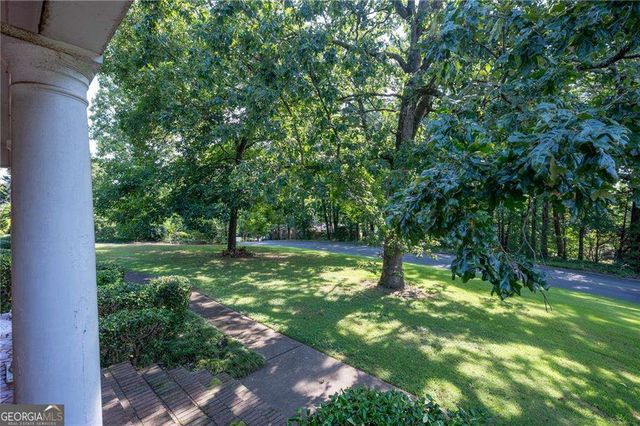 206 Sherwood Drive, Calhoun, GA 30701