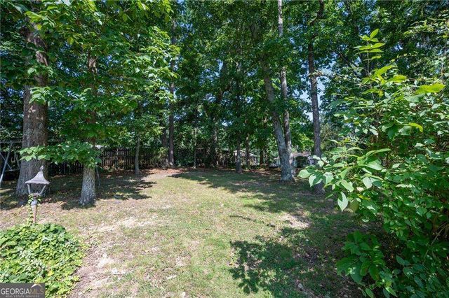 206 Sherwood Drive, Calhoun, GA 30701