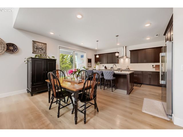 9763 Sw 172ND Ave, Beaverton, OR 97007