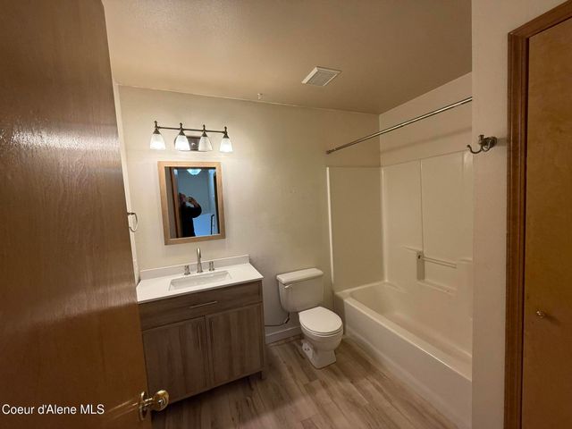 10951 N Krest CT, Hayden, ID 83835