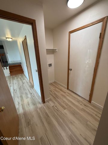 10951 N Krest CT, Hayden, ID 83835