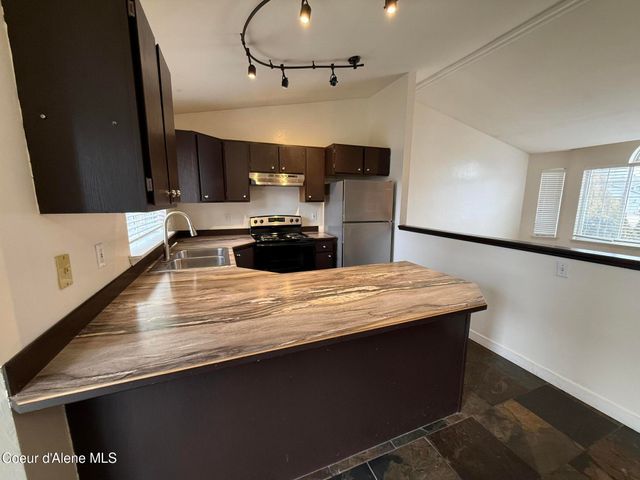 10951 N Krest CT, Hayden, ID 83835