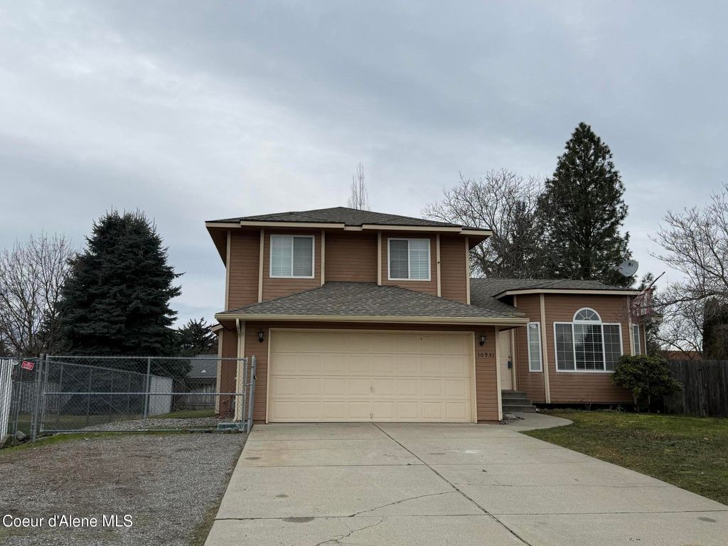 10951 N Krest CT, Hayden, ID 83835