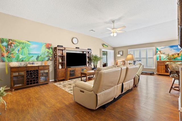 3930 E TORCH LAKE DRIVE, The Villages, FL 32163