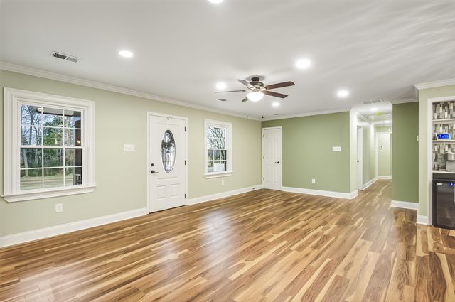 11560 S MAIN ST, Somerville, TN 38068