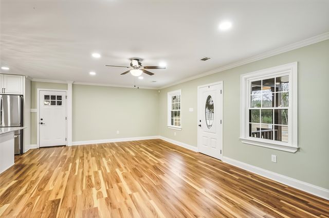 11560 S MAIN ST, Somerville, TN 38068