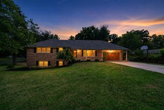 3002 BRAY AVE, Columbia, MO 65203