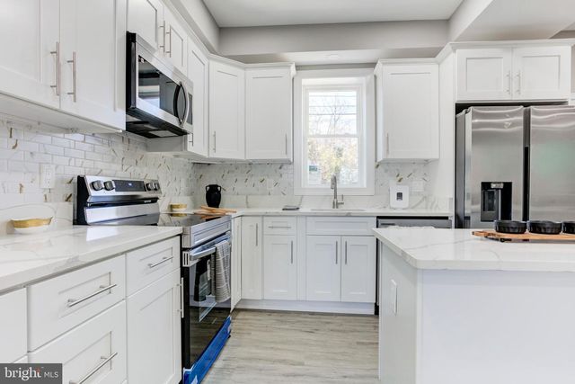 156 S HILTON ST, Baltimore, MD 21229