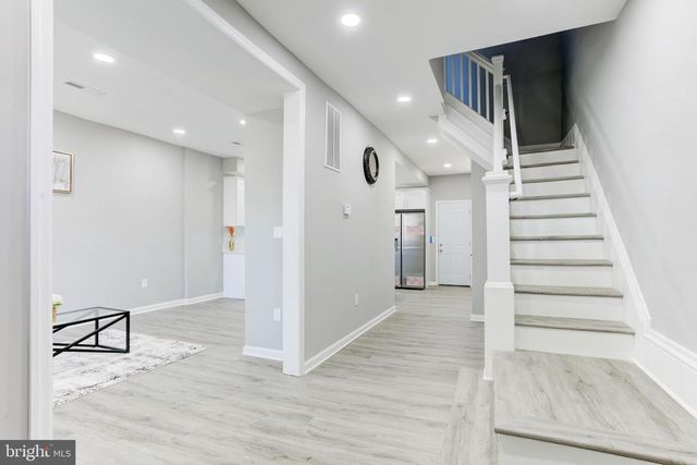 156 S HILTON ST, Baltimore, MD 21229