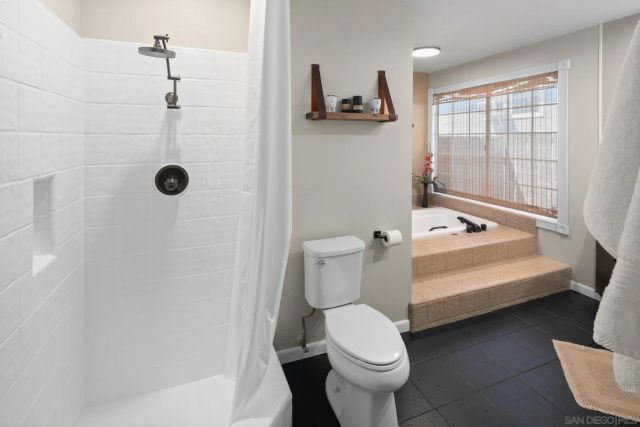 952 W 5th Ave, Escondido, CA 92025
