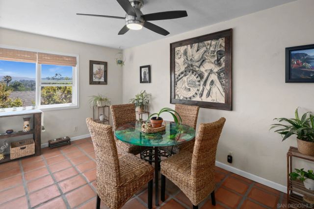 952 W 5th Ave, Escondido, CA 92025