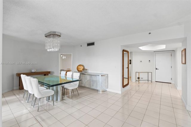 20191 E Country Club Drive 407, Aventura, FL 33180