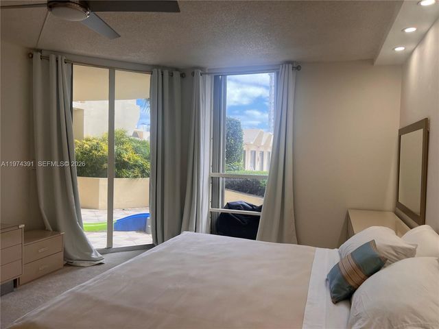20191 E Country Club Drive 407, Aventura, FL 33180
